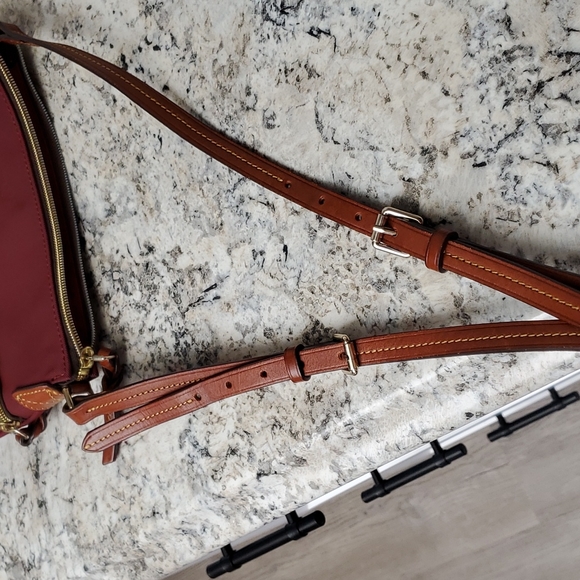 Dooney & Bourke crossbody - Picture 10 of 10